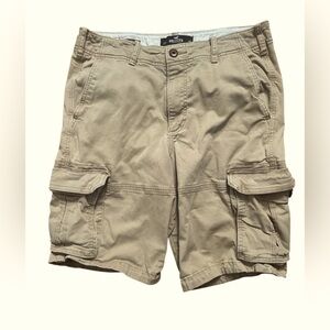 Hollister Men's Tan Cargo Shorts